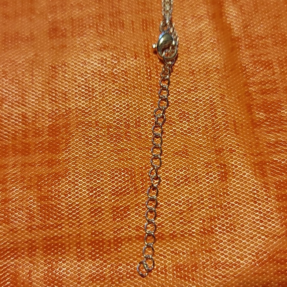 NWOT BIRD ON TREE LIMB NECKLACE - Picture 7 of 7